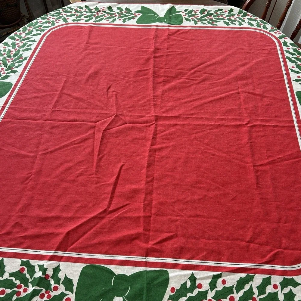 Vintage Vera Neumann Christmas Holly Tablecloth Red Green Holiday